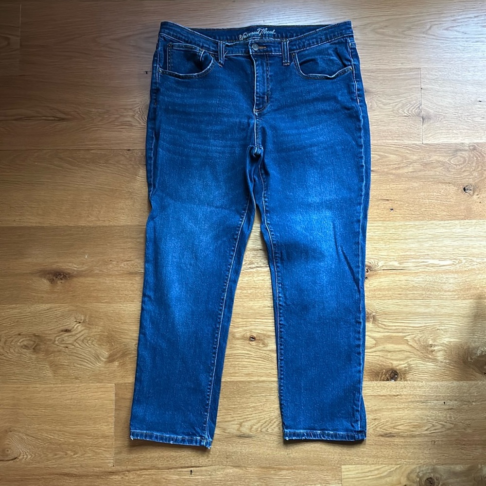 Universal Thread Crop Jeans